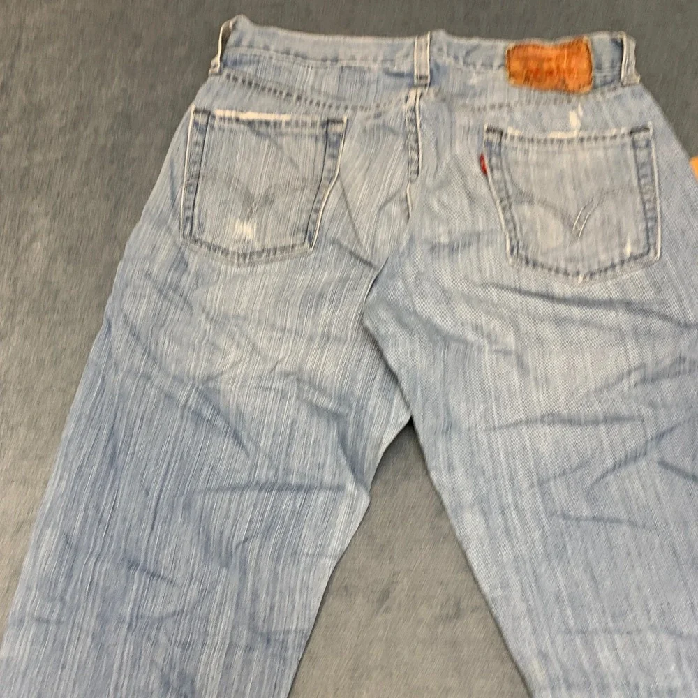 Levi's 514 Slim Straight Jean Men 30x32 Blue Denim Light Wash Distressed Pockets